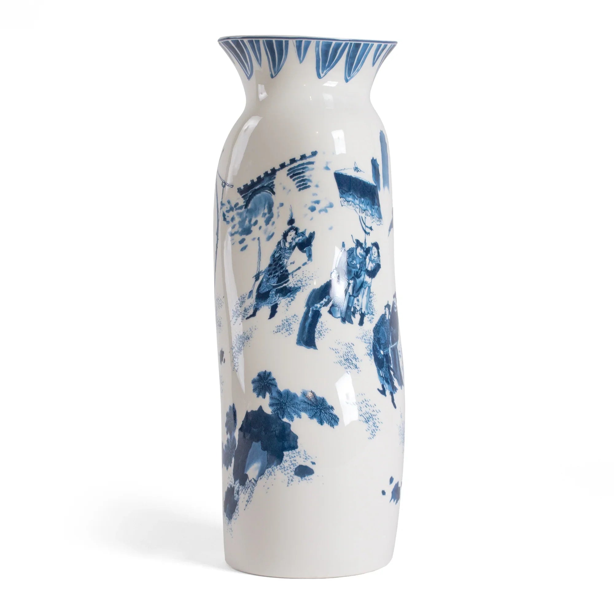 Classics on Acid KING WEN vase styled as a centrepiece for a creative table setup
