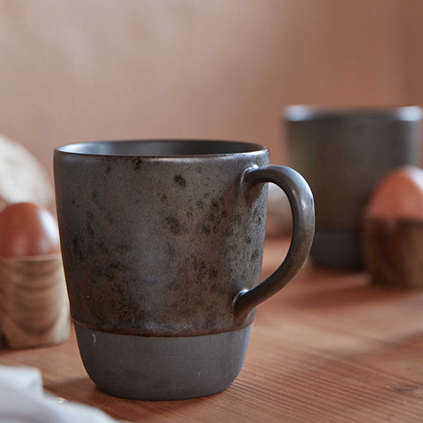 Stoneware Mug in Nordic Brown, RAW by Aida – Warm Scandinavian Style for Everyday Rituals