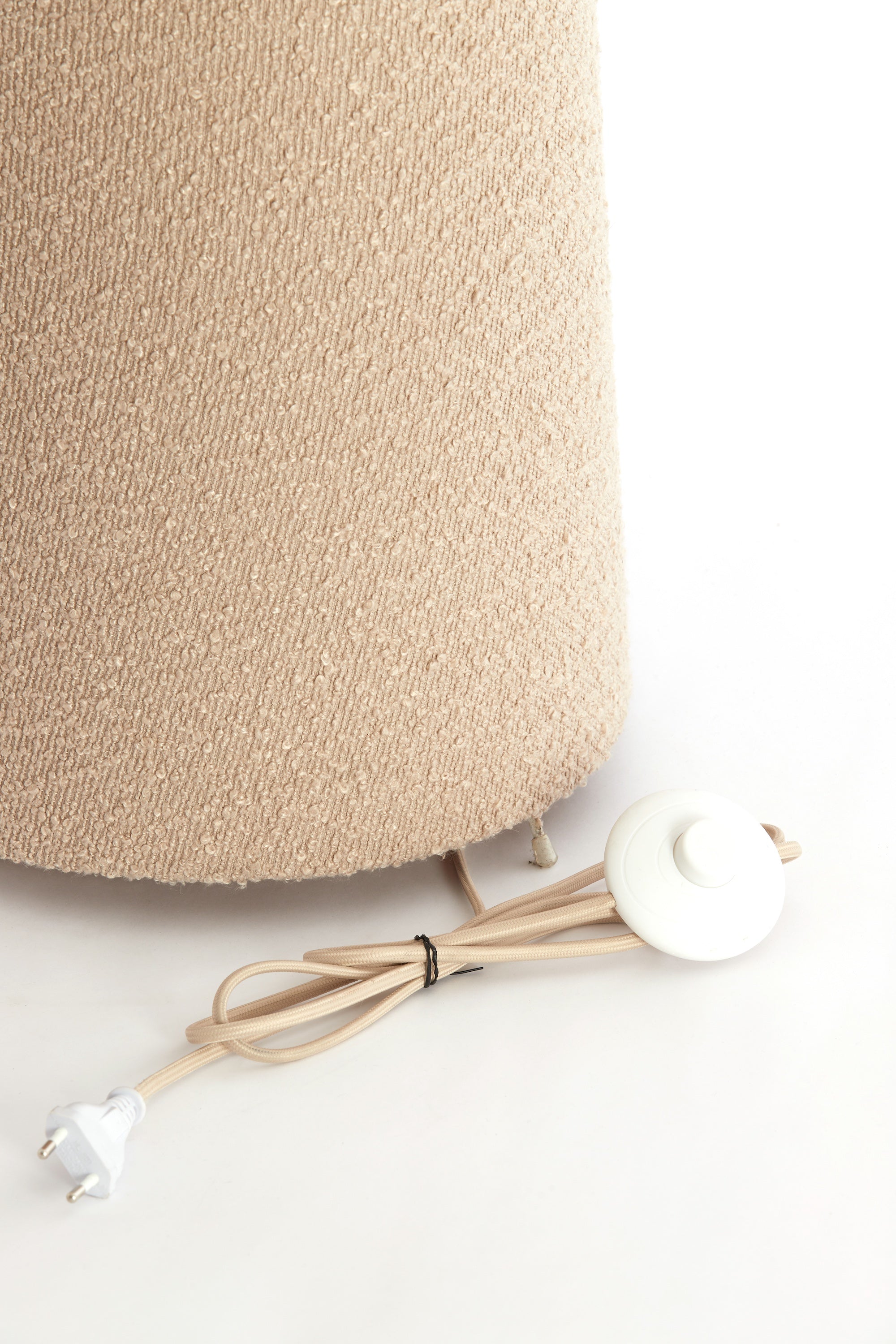 Sand Bouclé Floor Lamp – Sculptural Round Shade, 165cm