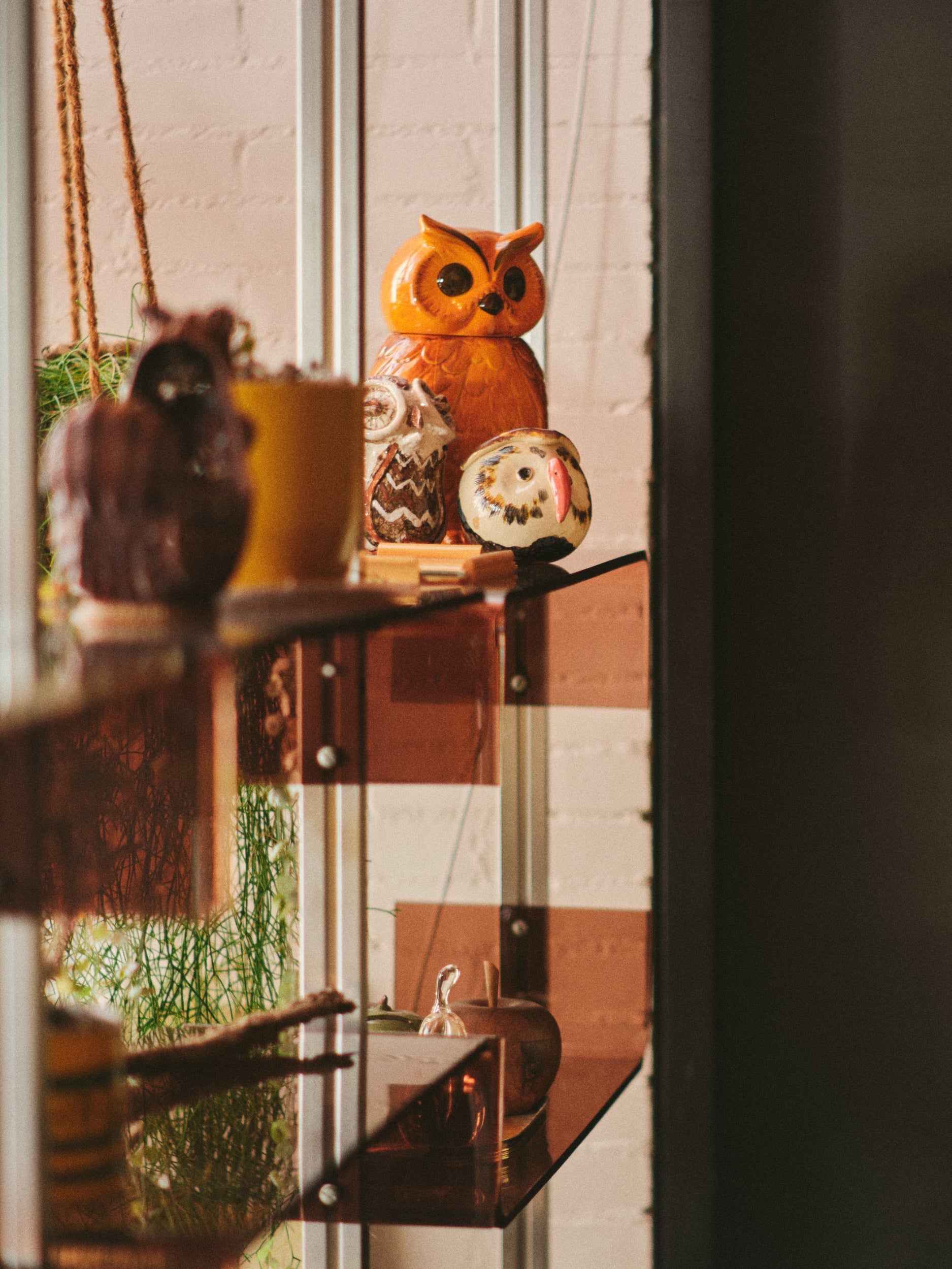 HKLIVING ceramic owl jar roasted brown, decorative kitchen storage jar styled in interior
