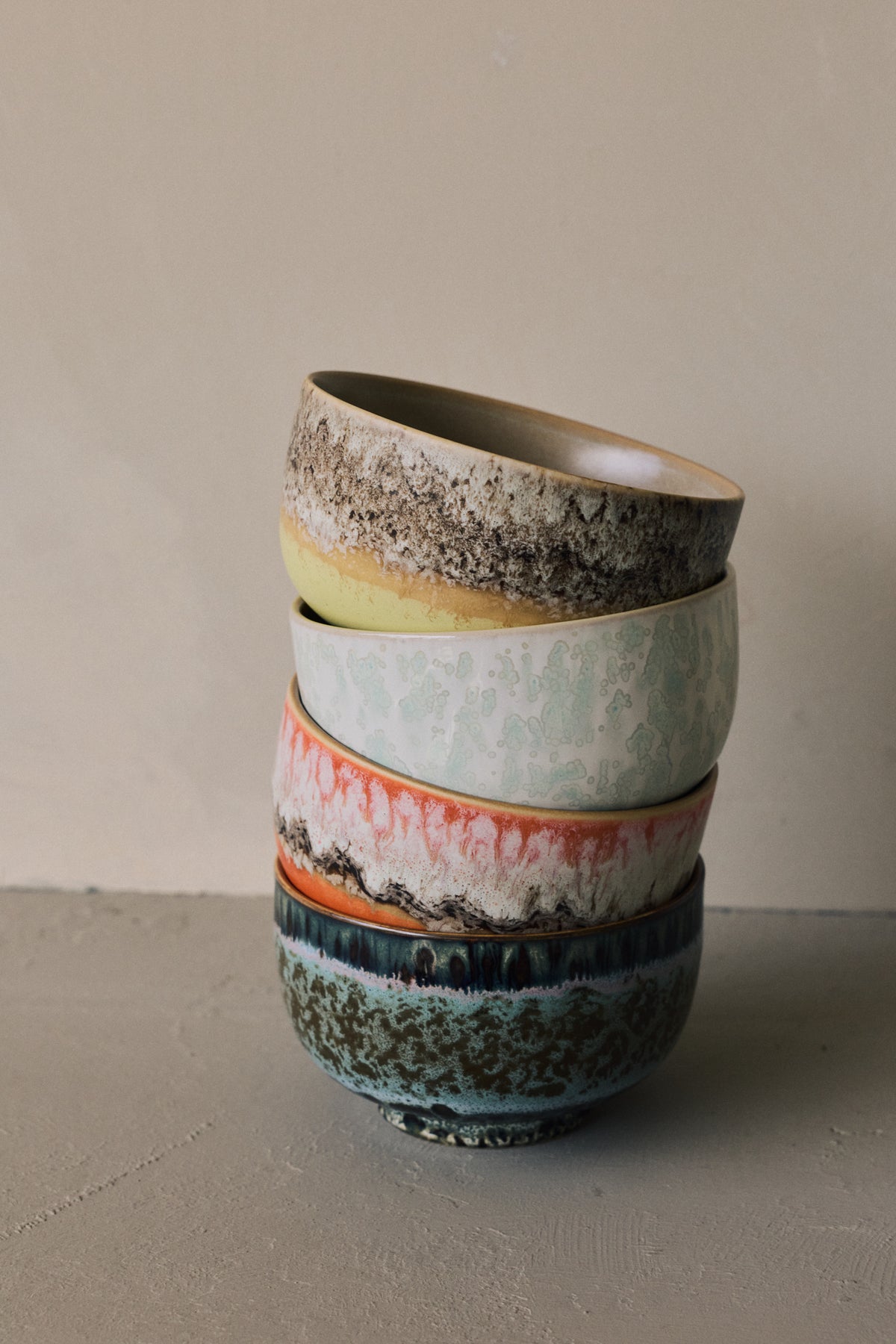 70s Ceramics Noodle Bowls in Sunset by HKLIVING, campaign shot