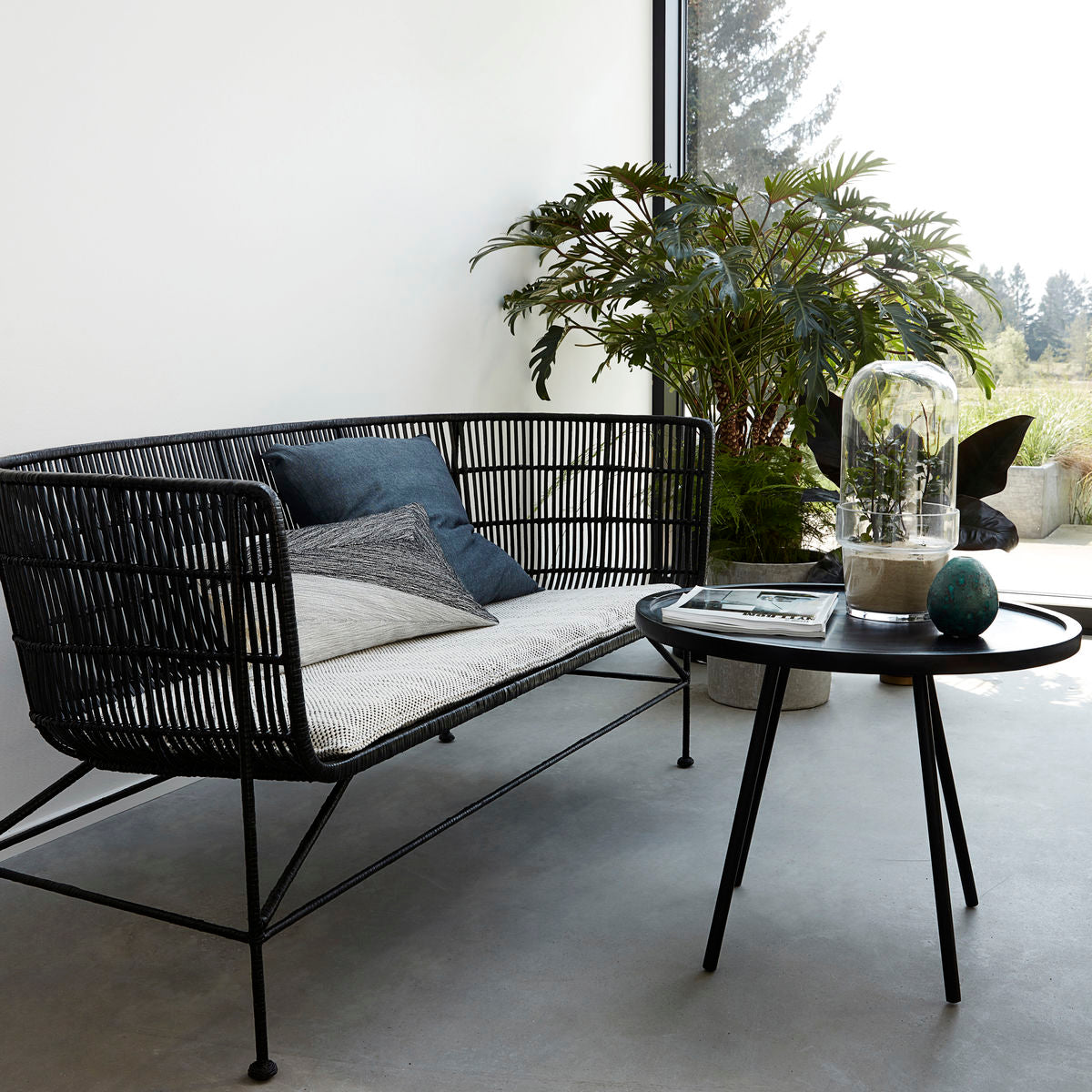 Sofa Cuun Black Ex-Display