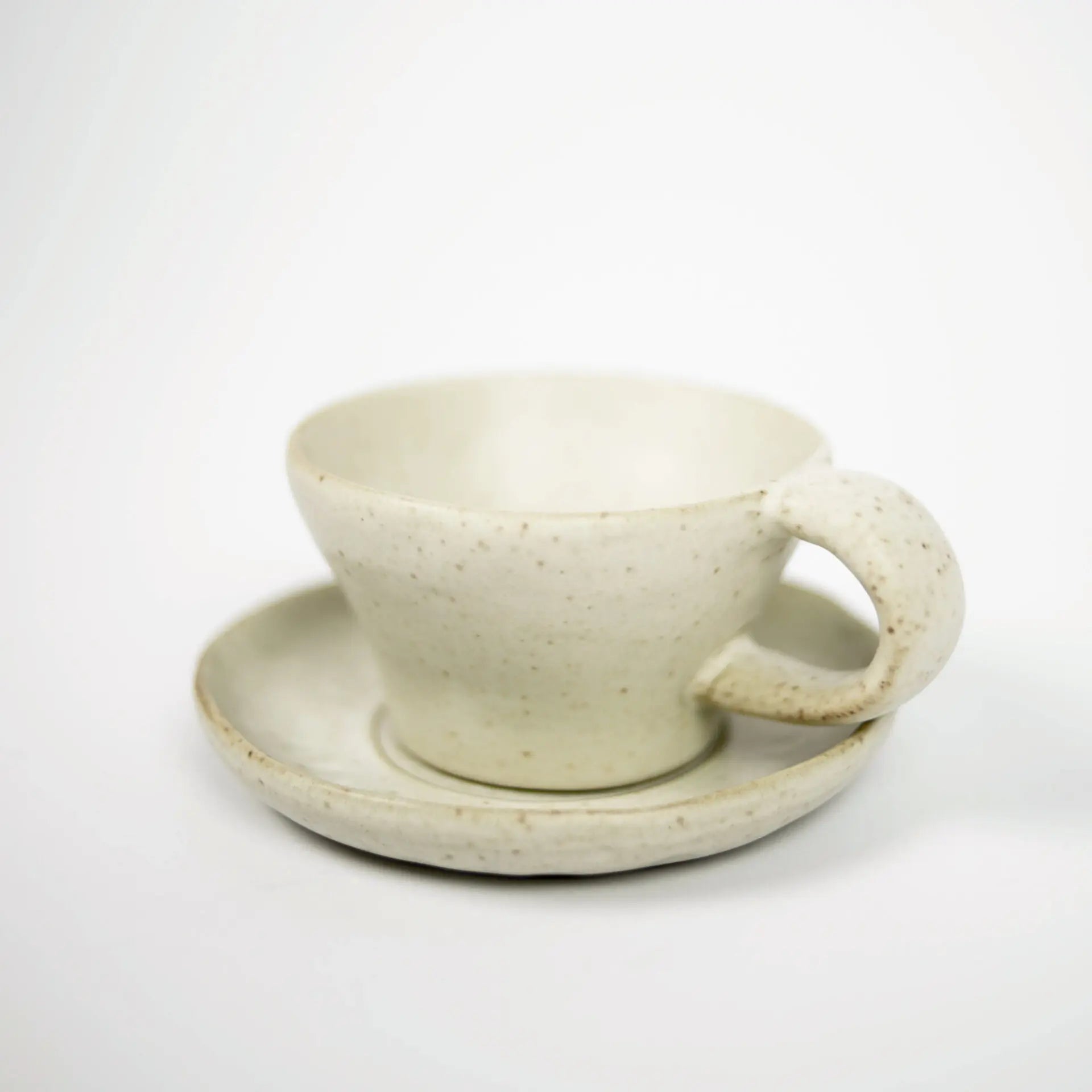 Tuva Cup with Saucer - Handmade Ceramic Cup Set in Beige & Taupe