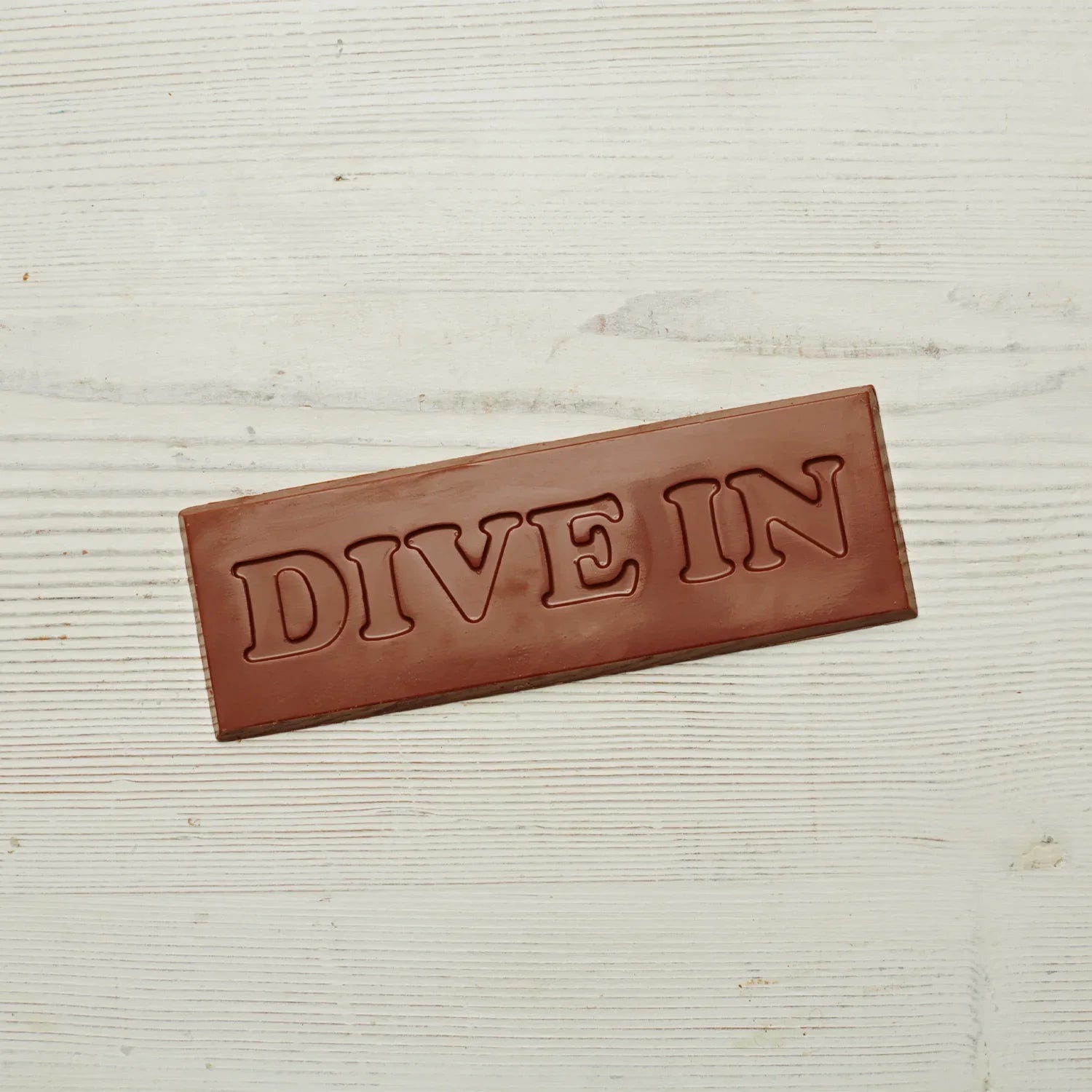 Handmade Smooth Operator Chocolate Bar 60g by Makers & Merchants – 56% Cocoa
