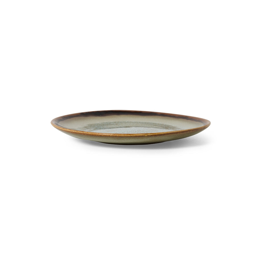 HKLIVING Contrast dessert plate from the side, showing the low profile and brown rim