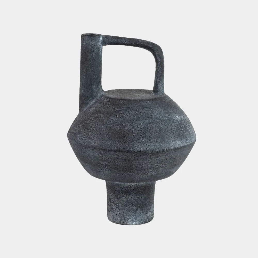Luta Vase