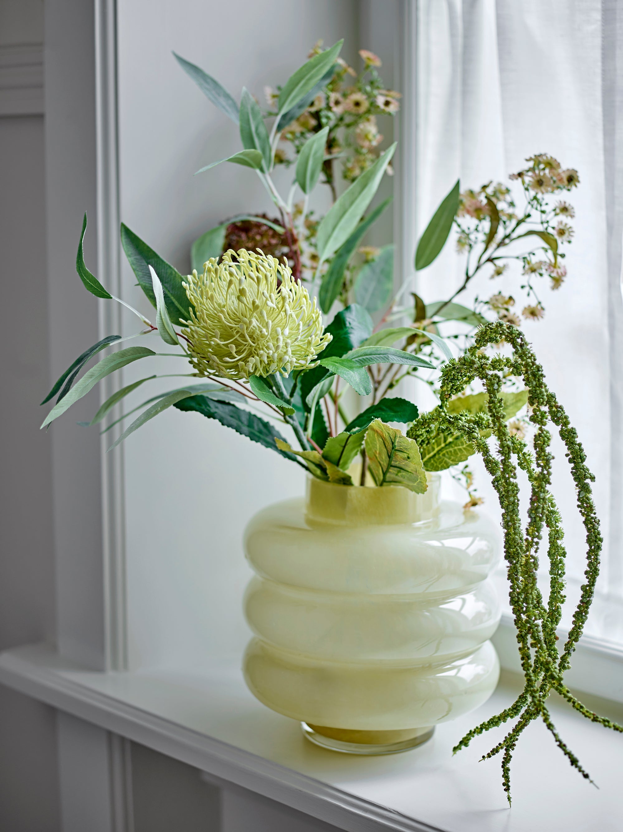 Bloomingville brown allium stem in mixed floral display