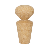 Freja sand vase from the front