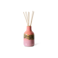 HKLIVING 70s Ceramics Miami diffuser with reeds on white background