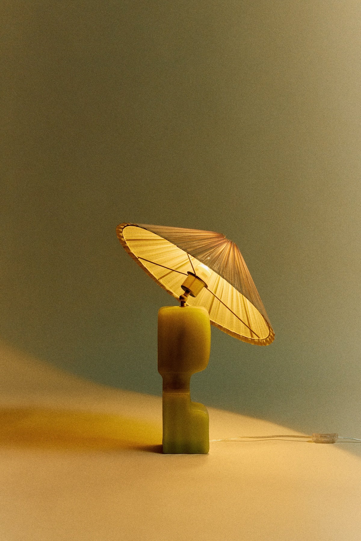 HKLIVING lime table lamp base showing tilted adjustable lampshade for sculptural lighting