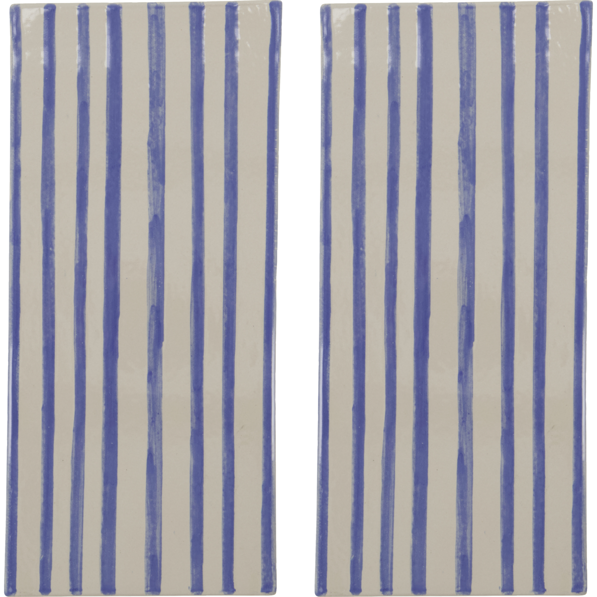 Set of two ceramic serving boards with blue hand-painted stripes by House Doctor
