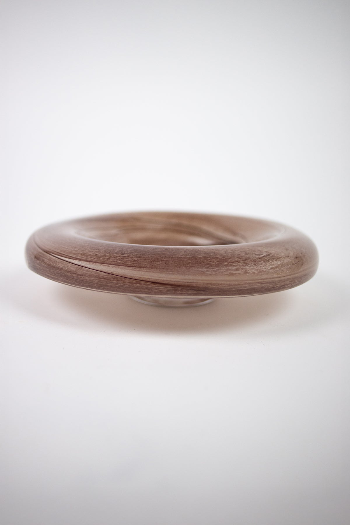 Side view of the Jade glass ring bowl by Olsson & Jensen