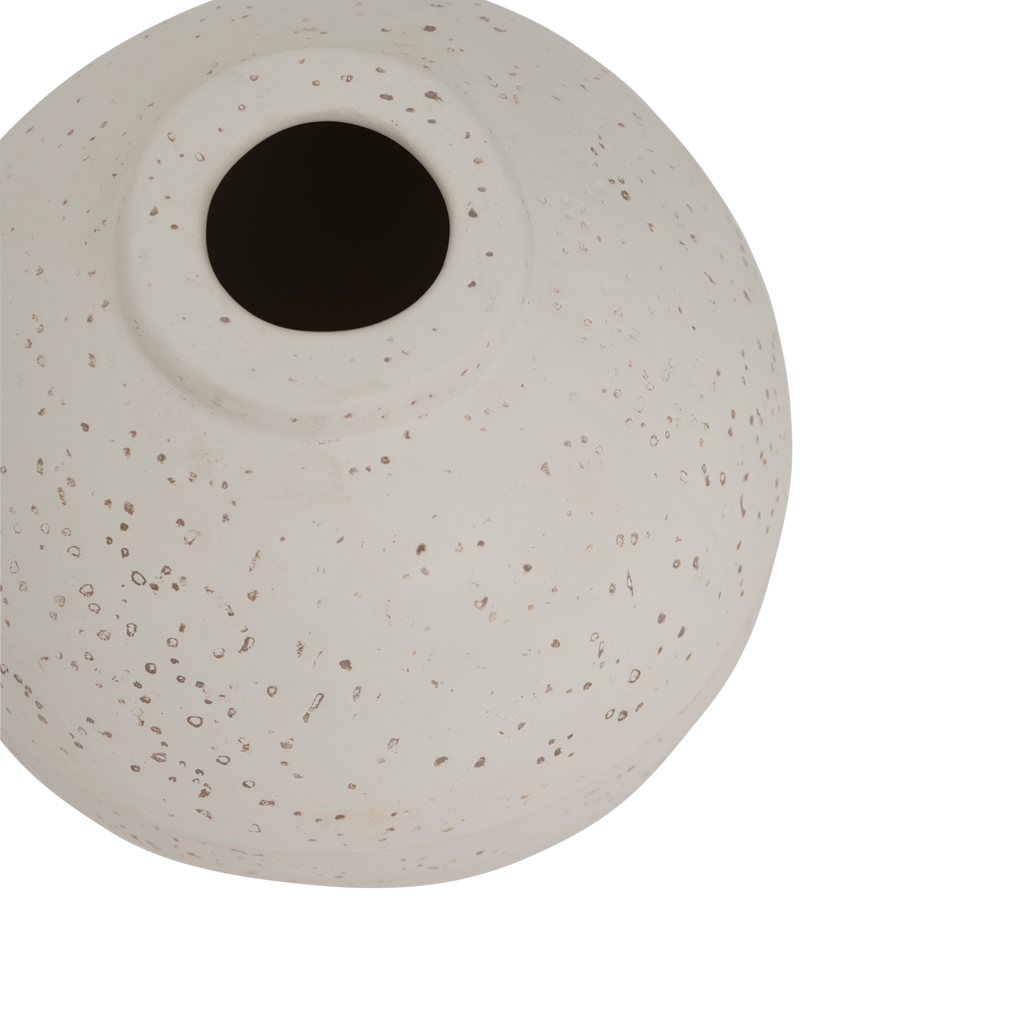 Close-up of the Kiri diffuser holder's opening and speckled finish
