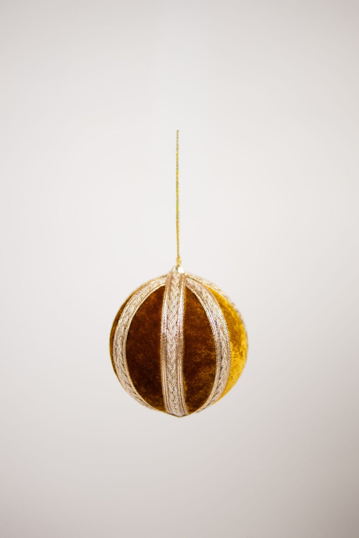 Palazzo brown and gold velvet Christmas bauble by Olsson & Jensen, 10 cm